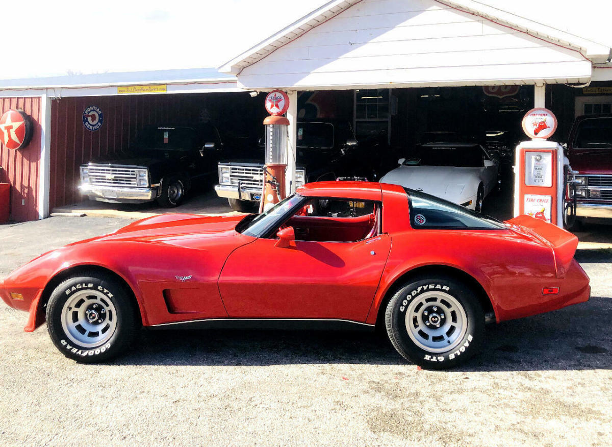 1979 Red Chevrolet Corvette --