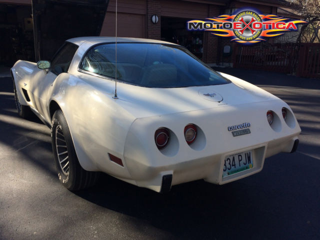 1979 Cream Chevrolet Corvette Coupe