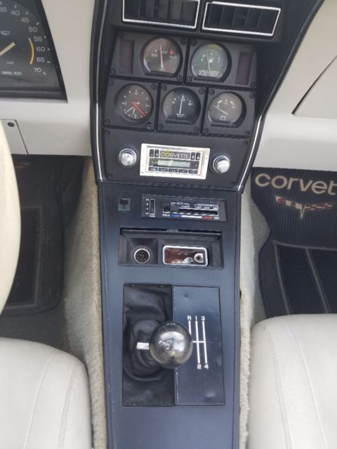 1979 Red Chevrolet Corvette Coupe