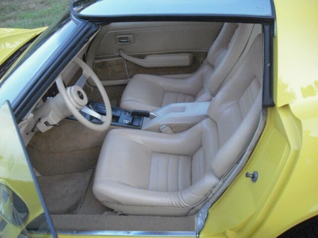 1979 Yellow Chevrolet Corvette Coupe