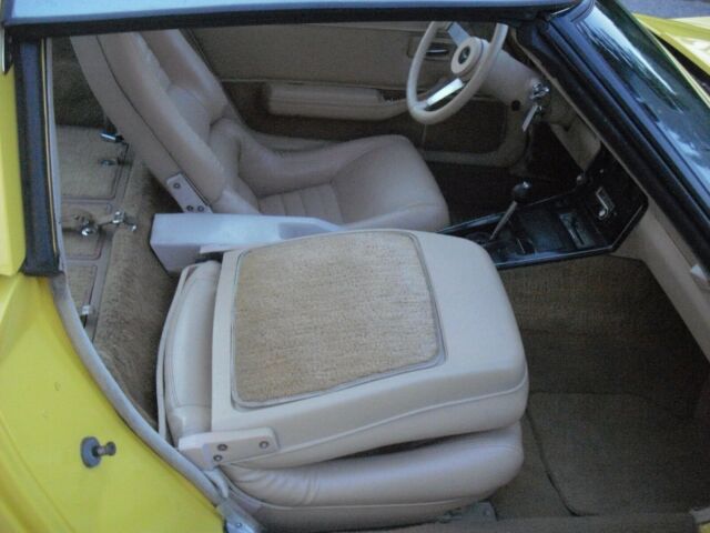 1979 Yellow Chevrolet Corvette Coupe