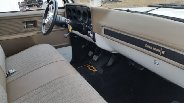 1979 White Chevrolet C-10 Crew Cab Pickup