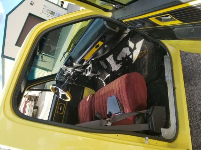 1979 Yellow Chevrolet C-10 Standard Cab Pickup