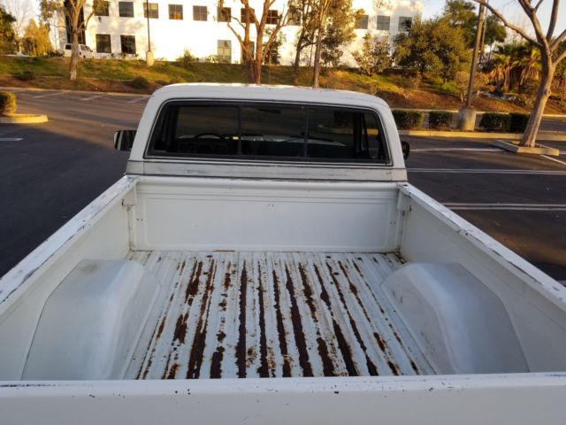 1979 White Chevrolet C-10 Standard Cab Pickup