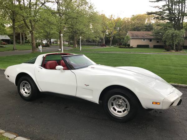 1979 WHITE Chevrolet Corvette Coupe