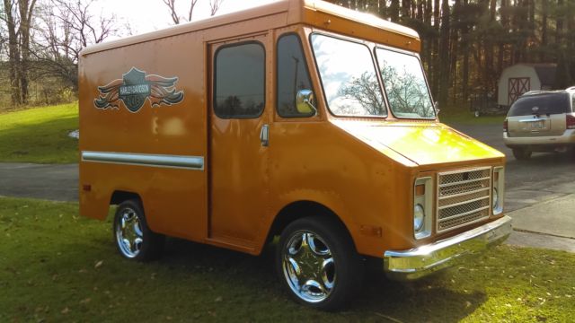 1979 Orange Chevrolet C-10 VAN