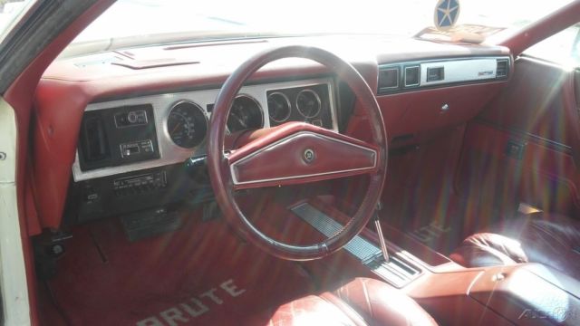 1979 White Chrysler 300 Series Sedan