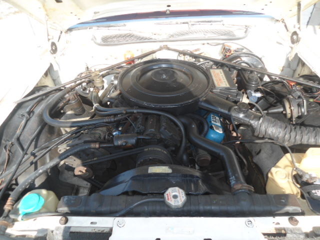 1979 White Chrysler 300 Series 2dr