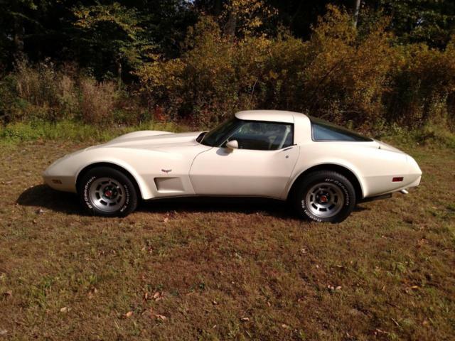 1979 beige Chevrolet Corvette Coupe