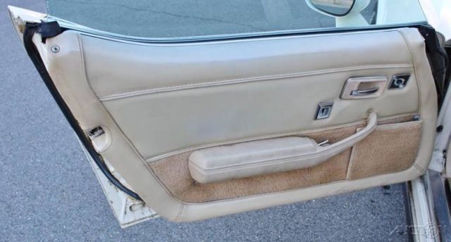 1979 Tan Chevrolet Corvette