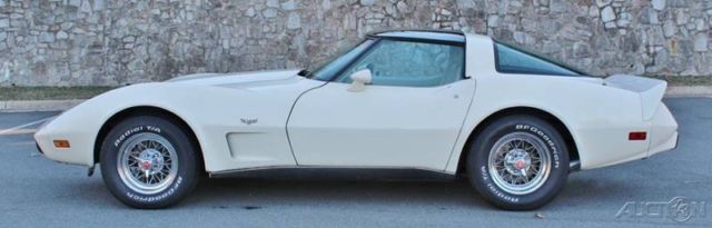 1979 Tan Chevrolet Corvette