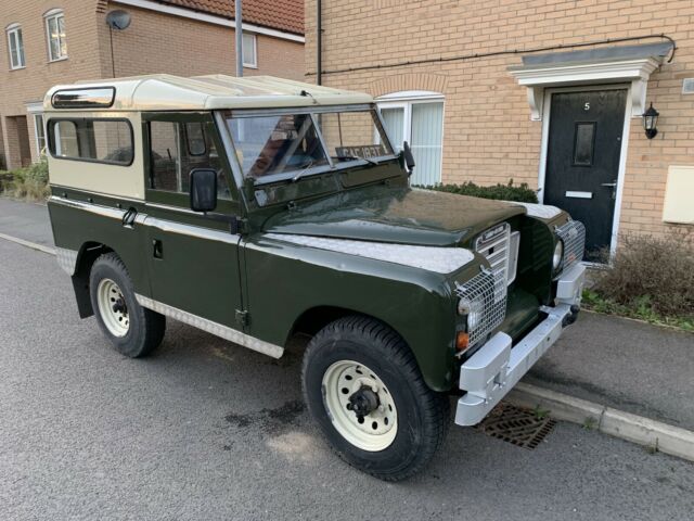 1979 Green Land Rover Defender SUV