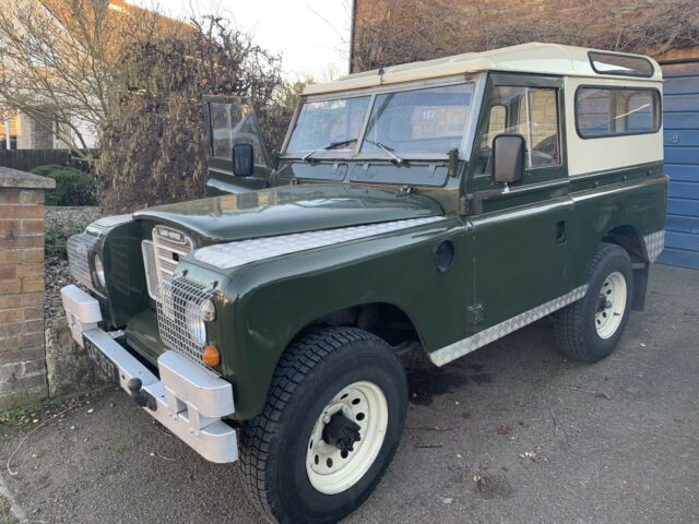 1979 Green Land Rover Defender SUV