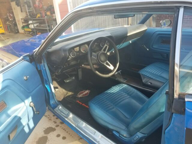 1970 Blue Dodge Challenger Coupe