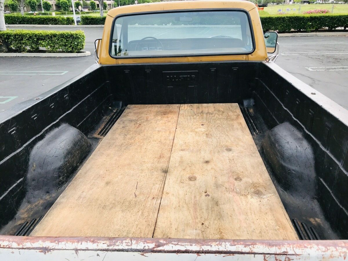 1979 Gold Ford F-150 pickup