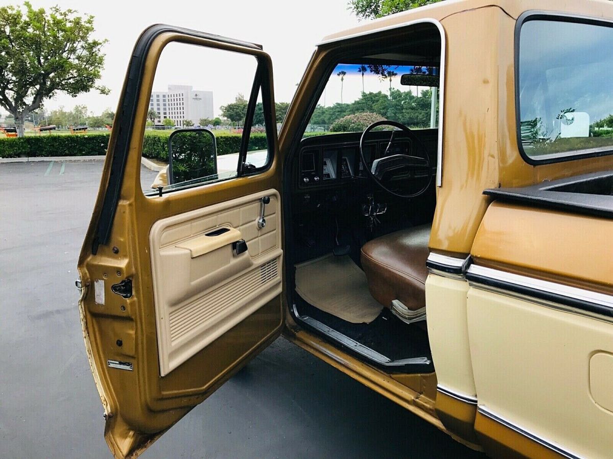 1979 Gold Ford F-150 pickup