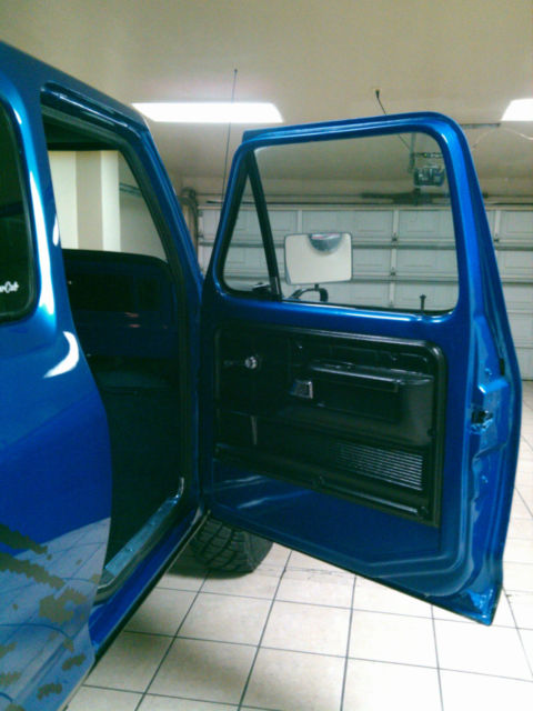 1979 BLUE & BLACK Ford F-150 SUPER CAB