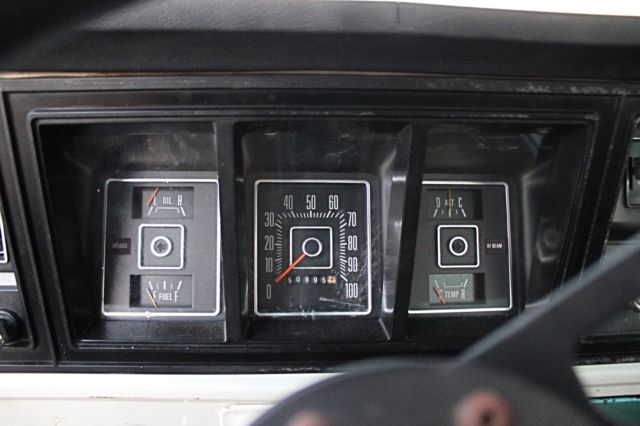 1979 White Ford F-250