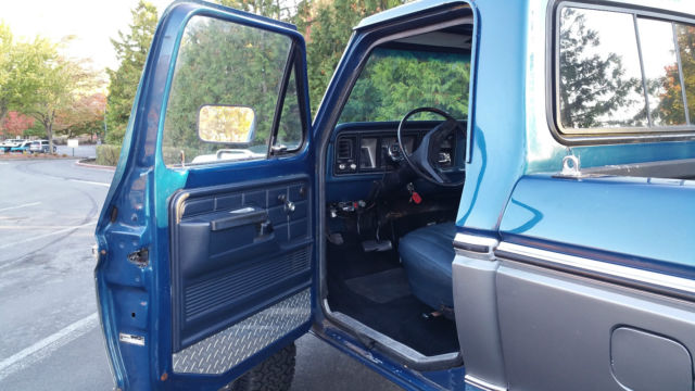 1979 Blue Ford F-250 Standard Cab Pickup