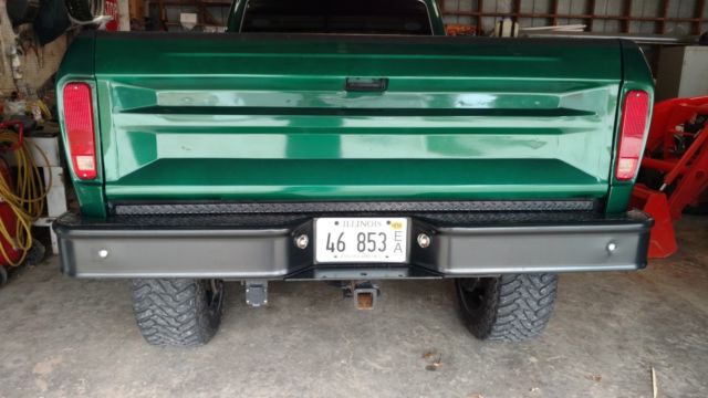 1979 Green Ford F-250 Standard Cab Pickup