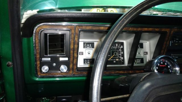 1979 Green Ford F-250 Standard Cab Pickup