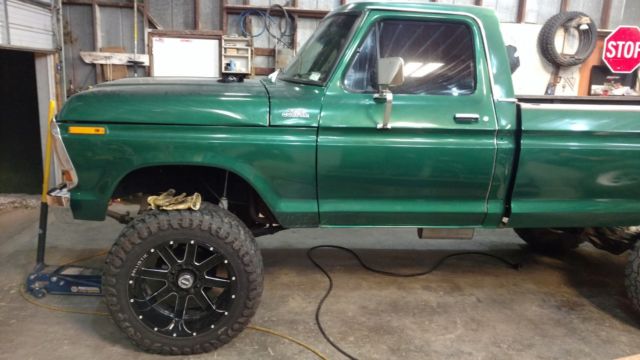 1979 Green Ford F-250 Standard Cab Pickup