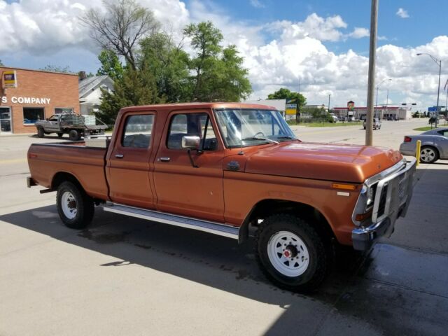 1979 Brown Ford F-250 Crew Cab Pickup