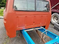 1979 primer Ford F-350