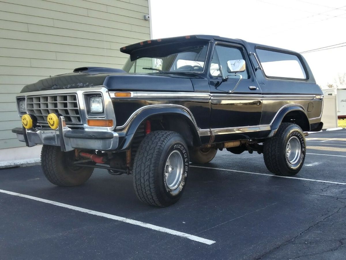 1979 Black Ford Bronco SUV
