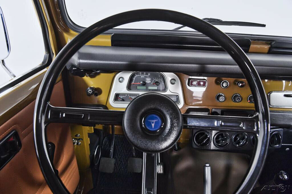 1979 Gray Toyota FJ40