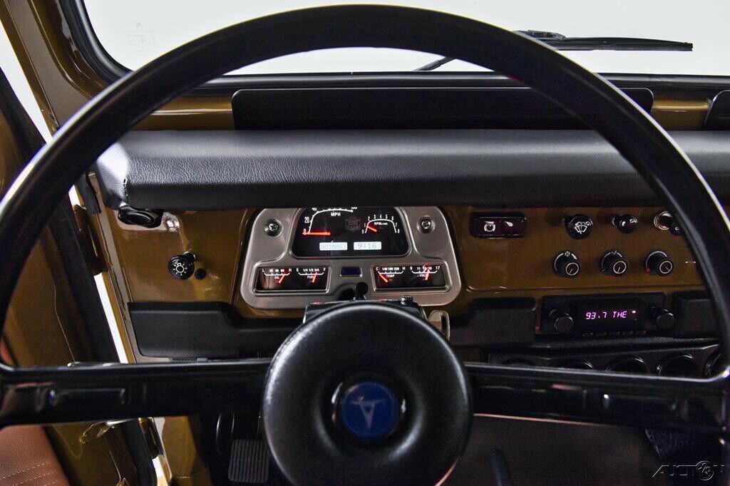 1979 Gray Toyota FJ40