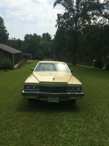 1979 white Cadillac Fleetwood