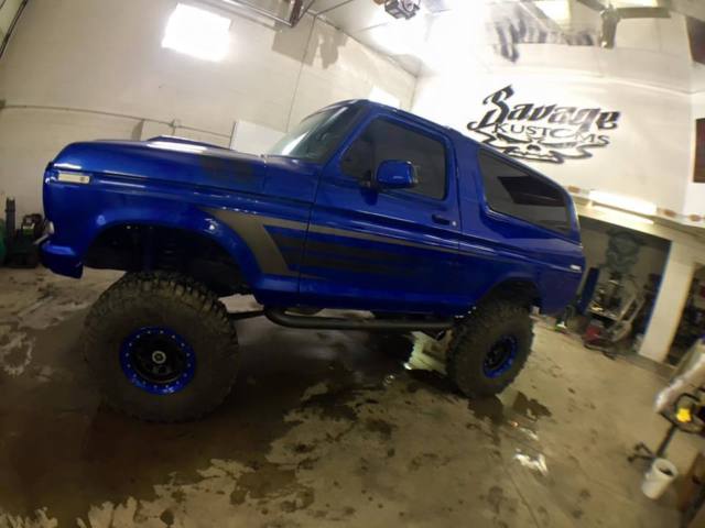 1979 Blue Ford Bronco