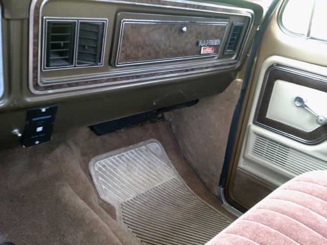 1979 Gold Ford F-150 Standard Cab Pickup