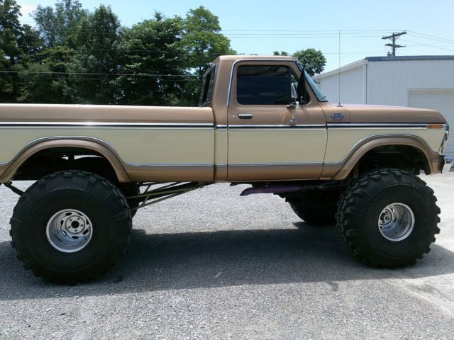 1979 Gold Ford F-150 Standard Cab Pickup