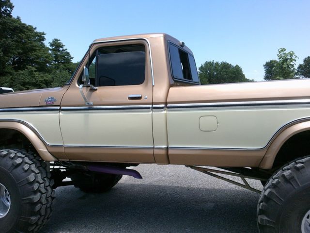 1979 Gold Ford F-150 Standard Cab Pickup
