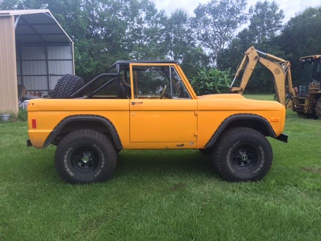 1979 Yellow Ford Bronco