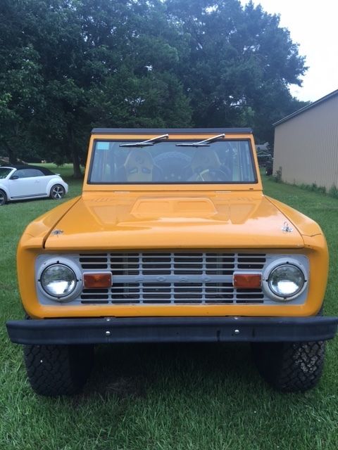1979 Yellow Ford Bronco