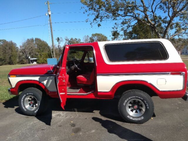 1979 Red Ford Bronco SUV