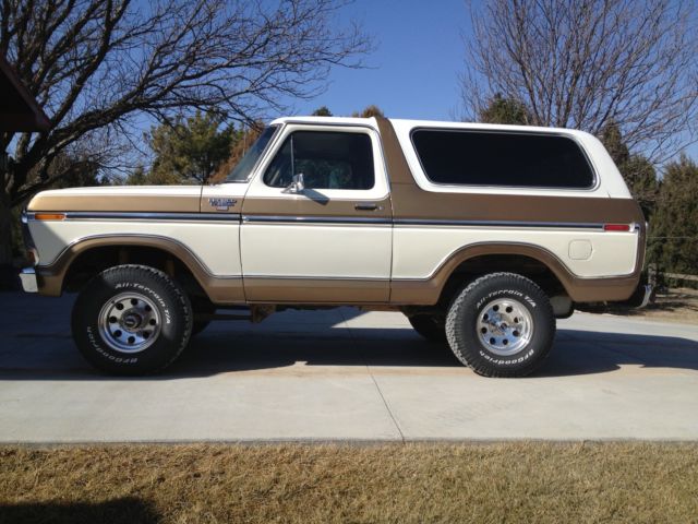 1979 Brown Ford Bronco SUV