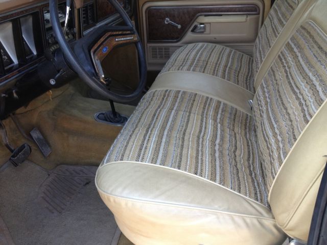 1979 Brown Ford Bronco SUV