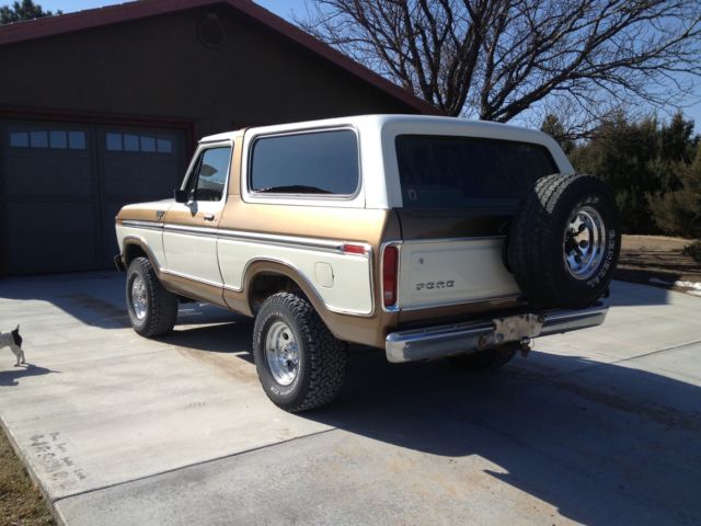 1979 Brown Ford Bronco SUV