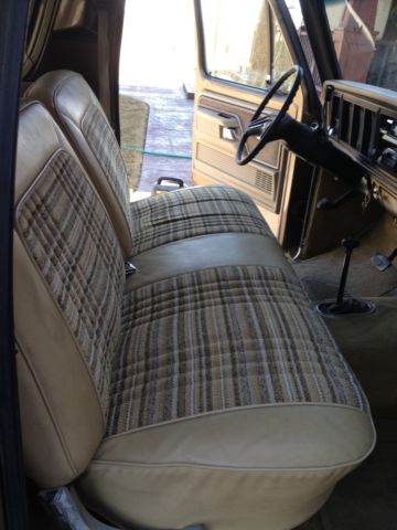 1979 Brown Ford Bronco SUV