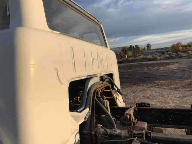 1979 White Ford C600