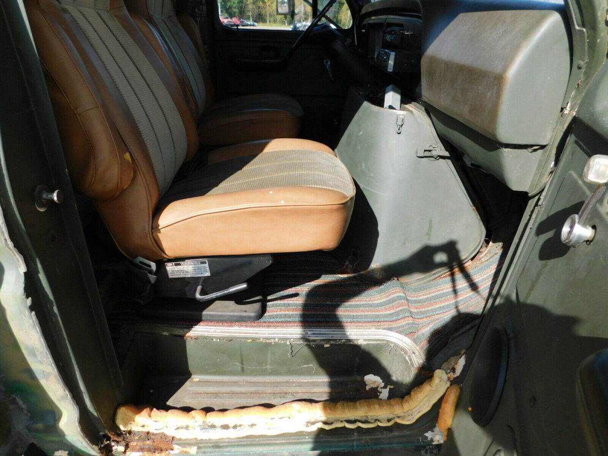 1979 Green Ford E-Series Van Van Camper