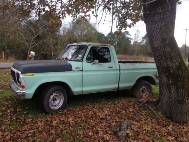 1979 Yellow Ford F-100 Stepside