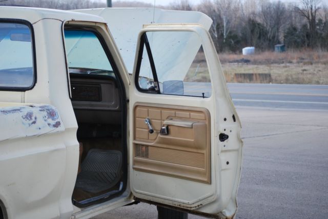 1979 beige Ford F-100 Standard Cab Pickup