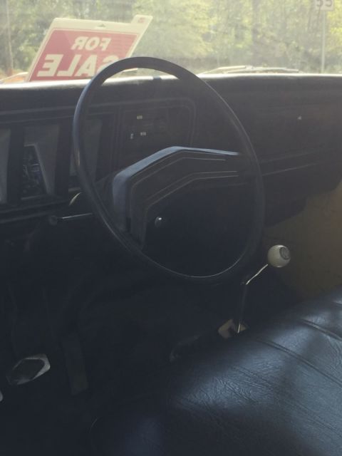 1979 Yellow Ford F-100 Stepside