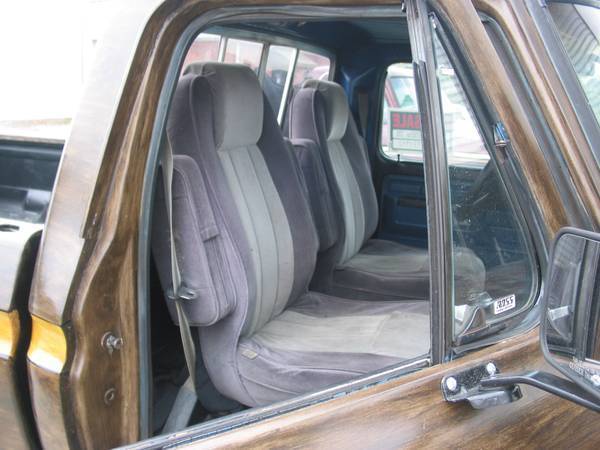 1979 WOODGRAIN BROWN Ford F-100 Standard Cab Pickup