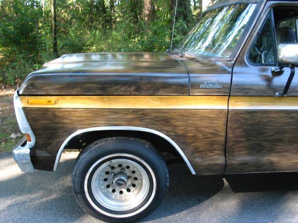 1979 WOODGRAIN BROWN Ford F-100 Standard Cab Pickup